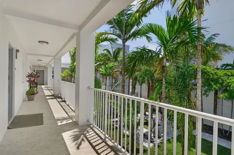 433 Central Avenue Sarasota FL 34236