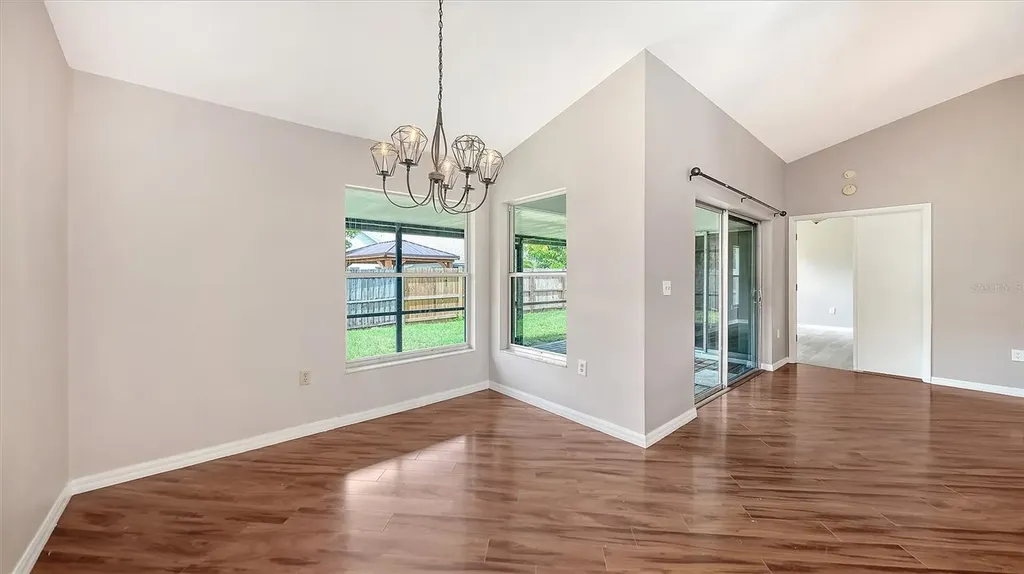 4910 6th Avenue E Bradenton FL 34208