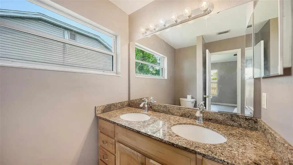 4910 6th Avenue E Bradenton FL 34208