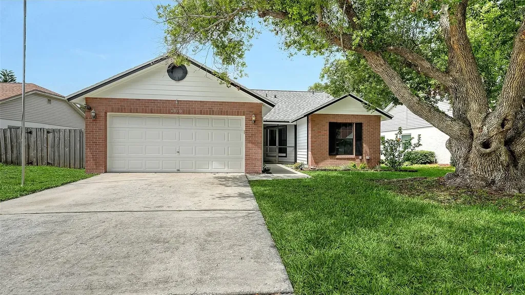 4910 6th Avenue E Bradenton FL 34208