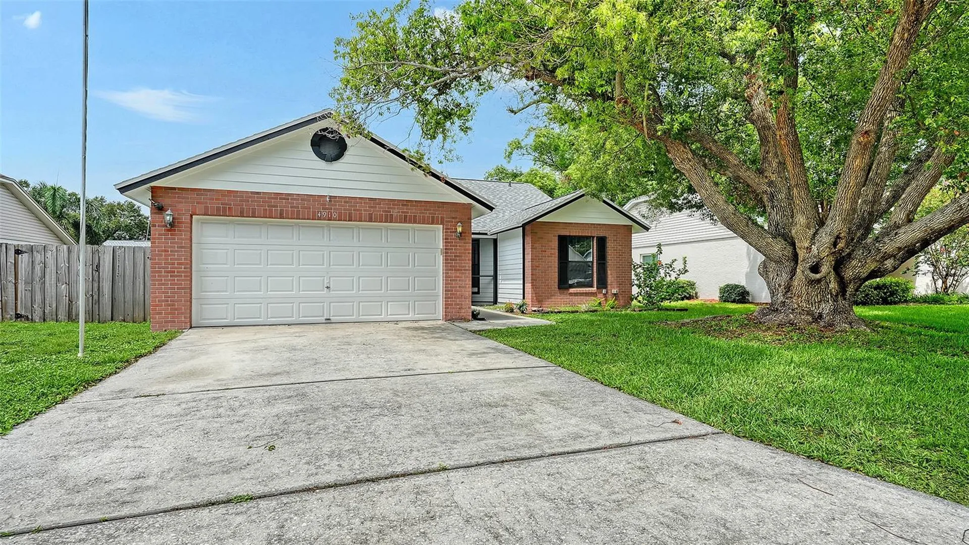 4910 6th Avenue E Bradenton FL 34208