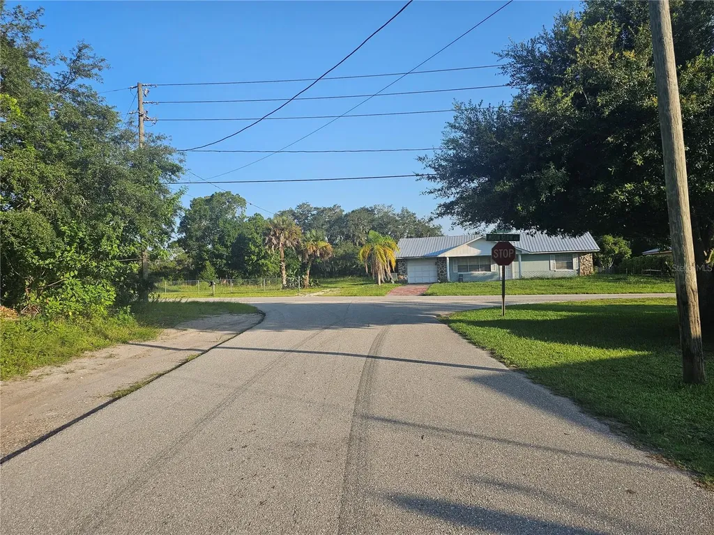 205 Serenade Drive Lake Placid FL 33852