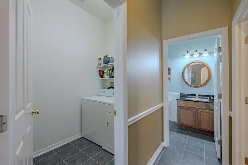 1237 Ambridge Drive Wesley Chapel FL 33543