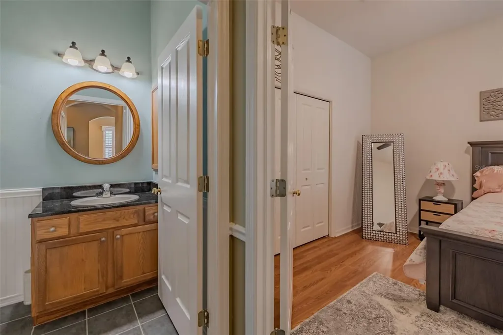 1237 Ambridge Drive Wesley Chapel FL 33543