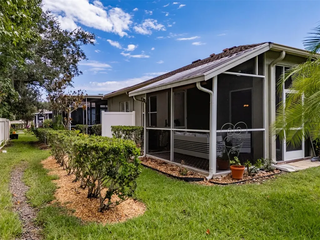 1237 Ambridge Drive Wesley Chapel FL 33543