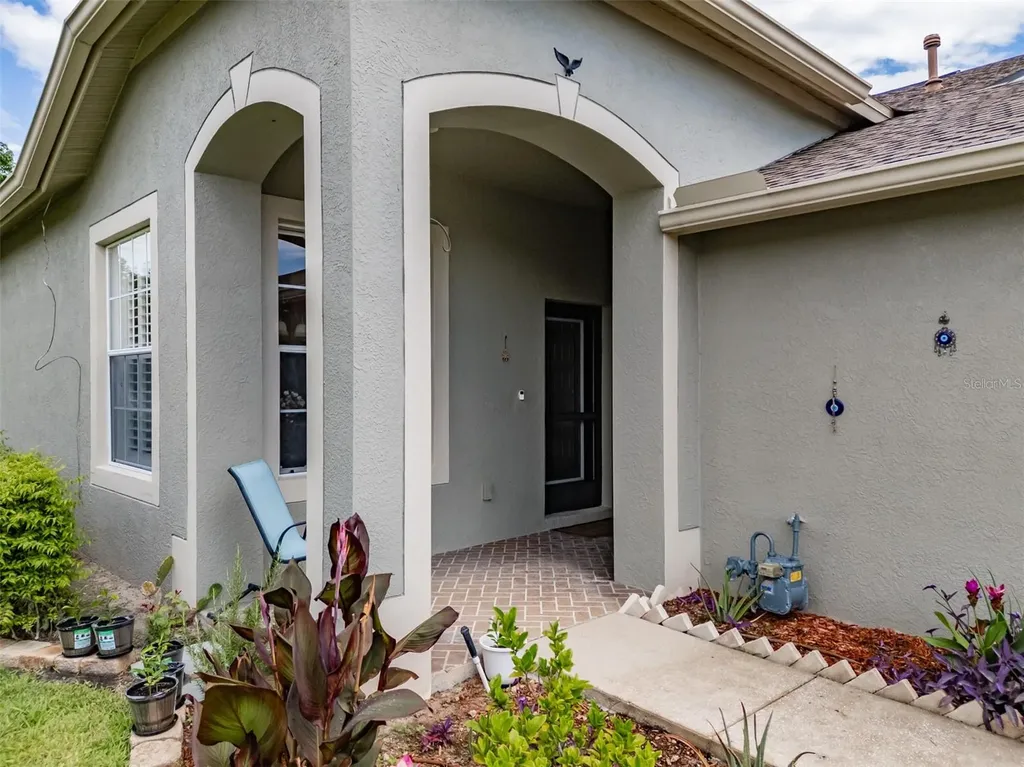 1237 Ambridge Drive Wesley Chapel FL 33543