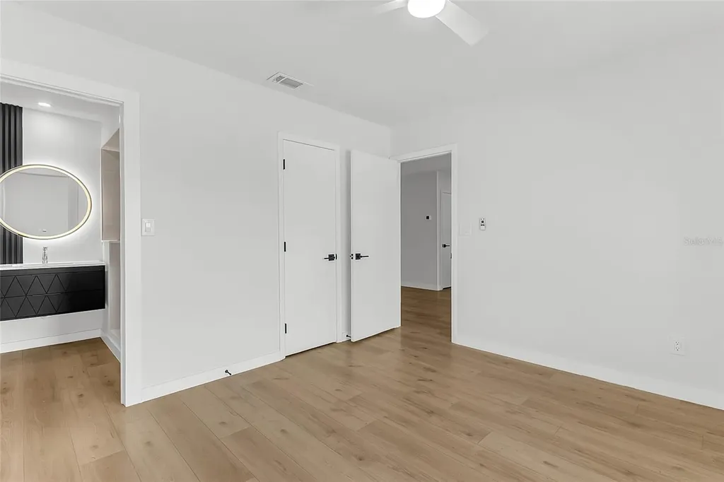 1825 Aaron Avenue Orlando FL 32811