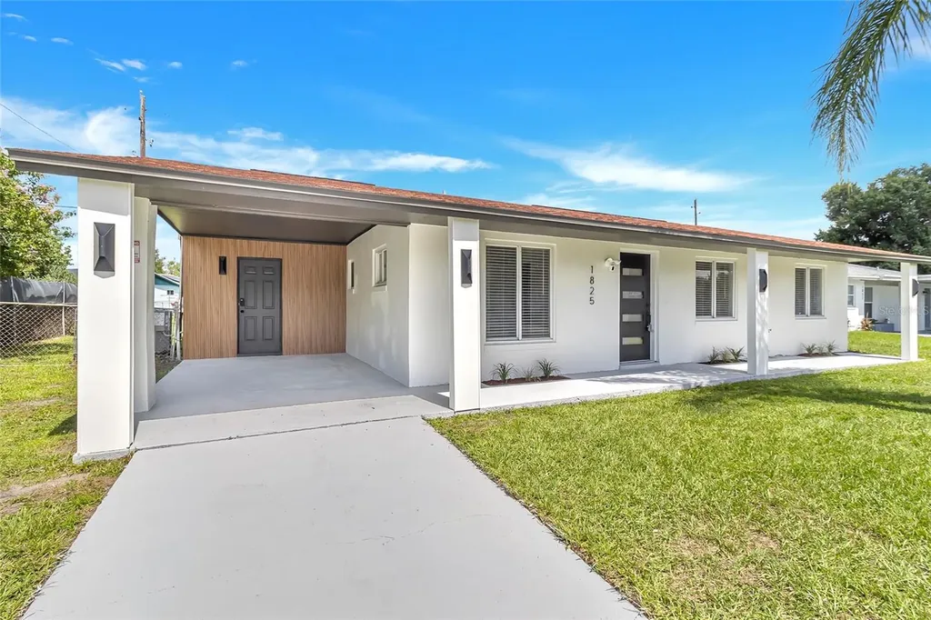 1825 Aaron Avenue Orlando FL 32811