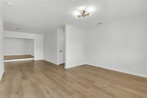 1825 Aaron Avenue Orlando FL 32811