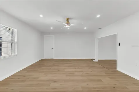 1825 Aaron Avenue Orlando FL 32811
