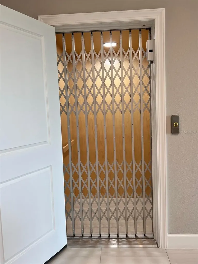 5569 Cannes Circle Sarasota FL 34231