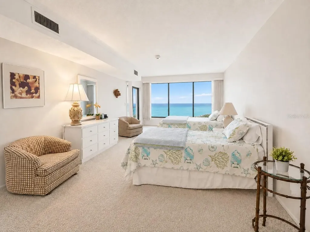 2675 Gulf Of Mexico Drive Longboat Key FL 34228