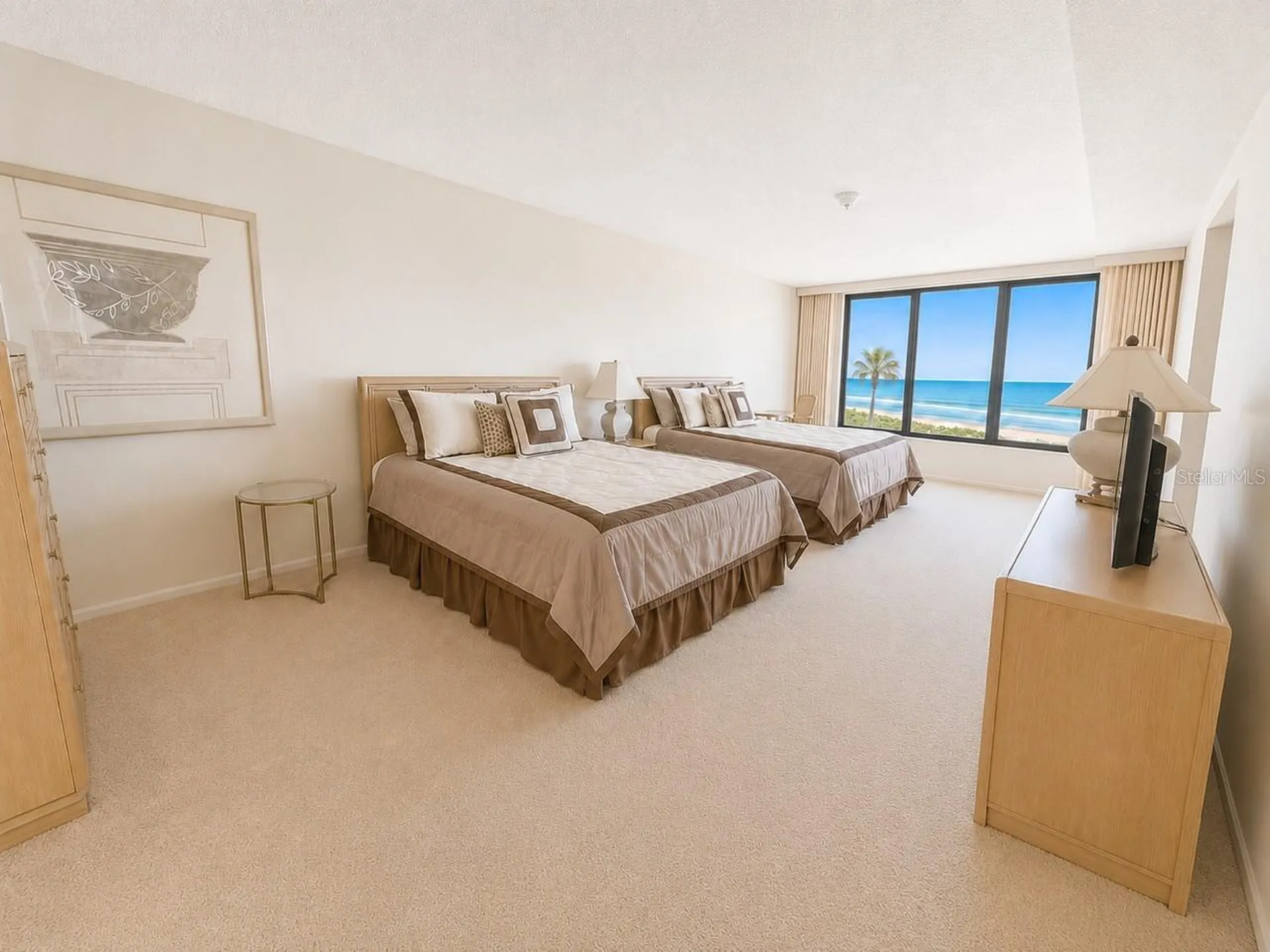 2675 Gulf Of Mexico Drive Longboat Key FL 34228