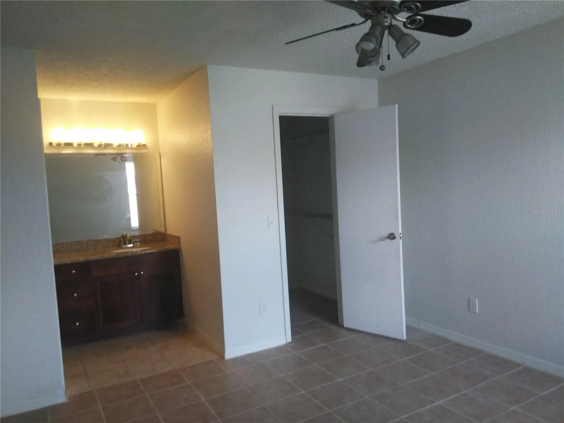 5168 Conroy Road Orlando FL 32811