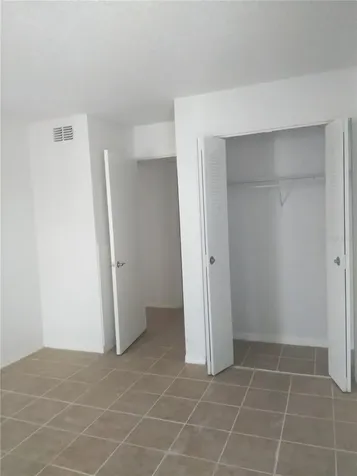 5168 Conroy Road Orlando FL 32811