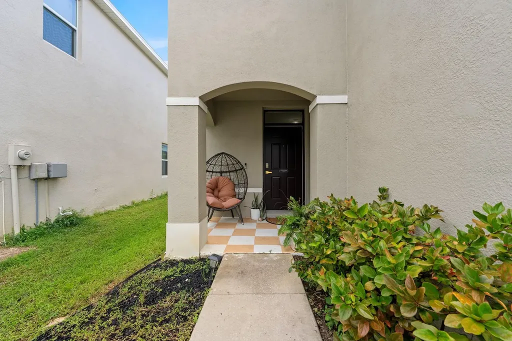 10828 Trailing Vine Drive Tampa FL 33610
