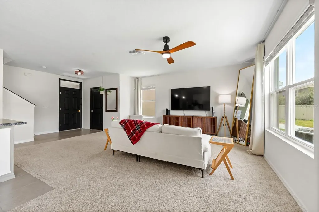 10828 Trailing Vine Drive Tampa FL 33610
