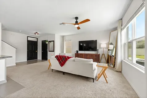 10828 Trailing Vine Drive Tampa FL 33610
