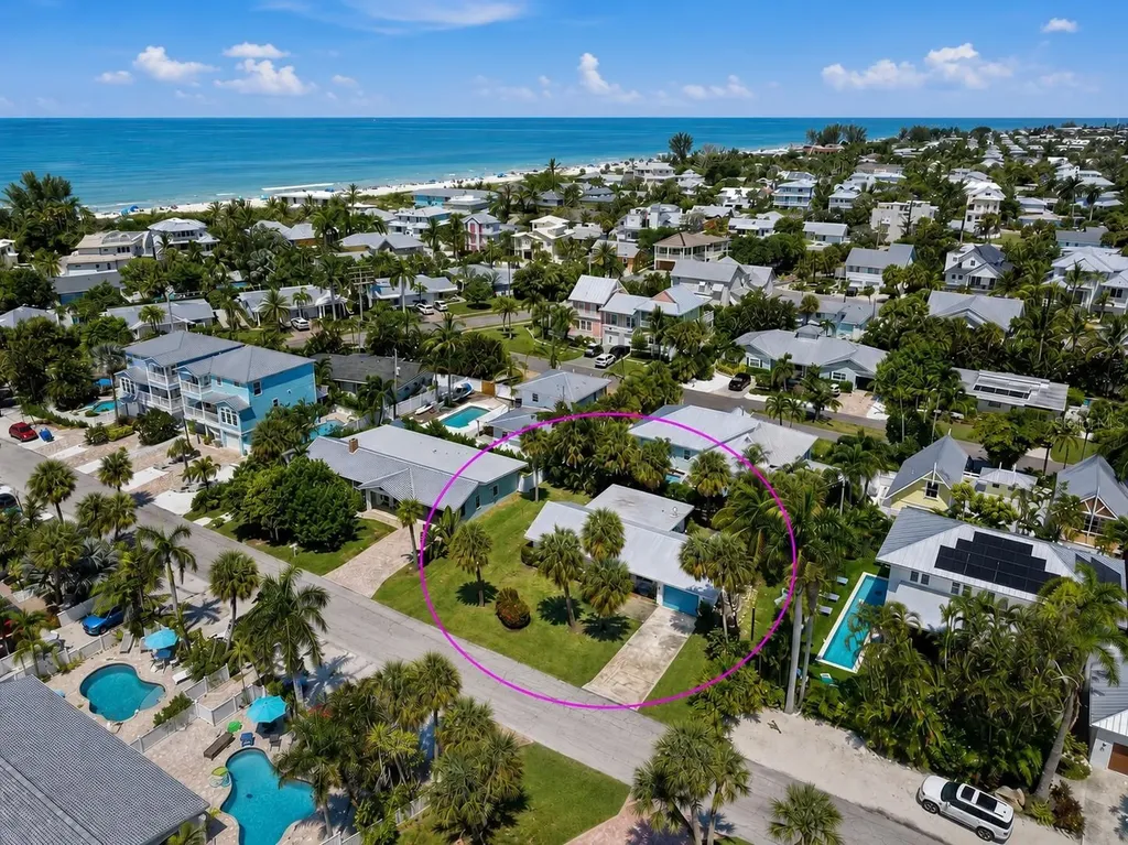 206 75th Street Holmes Beach FL 34217