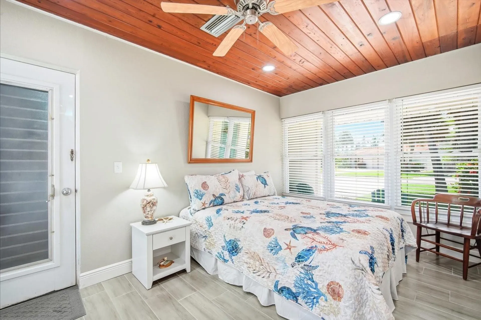 206 75th Street Holmes Beach FL 34217