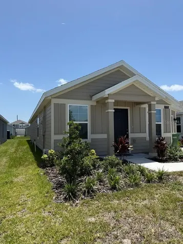 1970 Sarah Street Winter Haven FL 33884