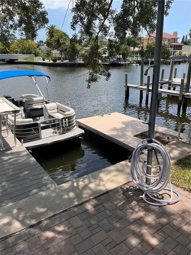 378 Westwinds Drive Palm Harbor FL 34683