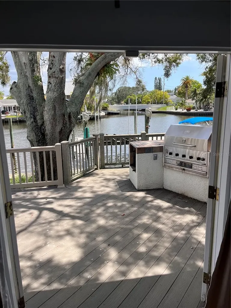 378 Westwinds Drive Palm Harbor FL 34683