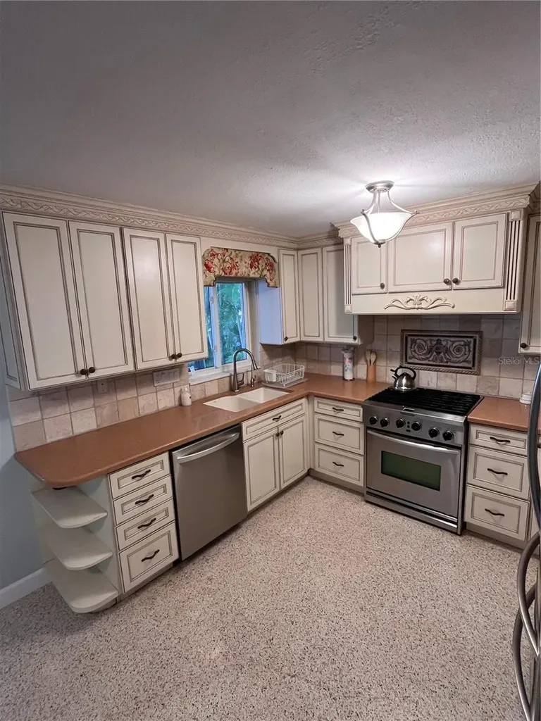 378 Westwinds Drive Palm Harbor FL 34683