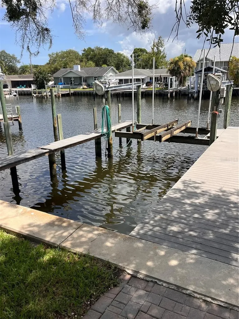 378 Westwinds Drive Palm Harbor FL 34683