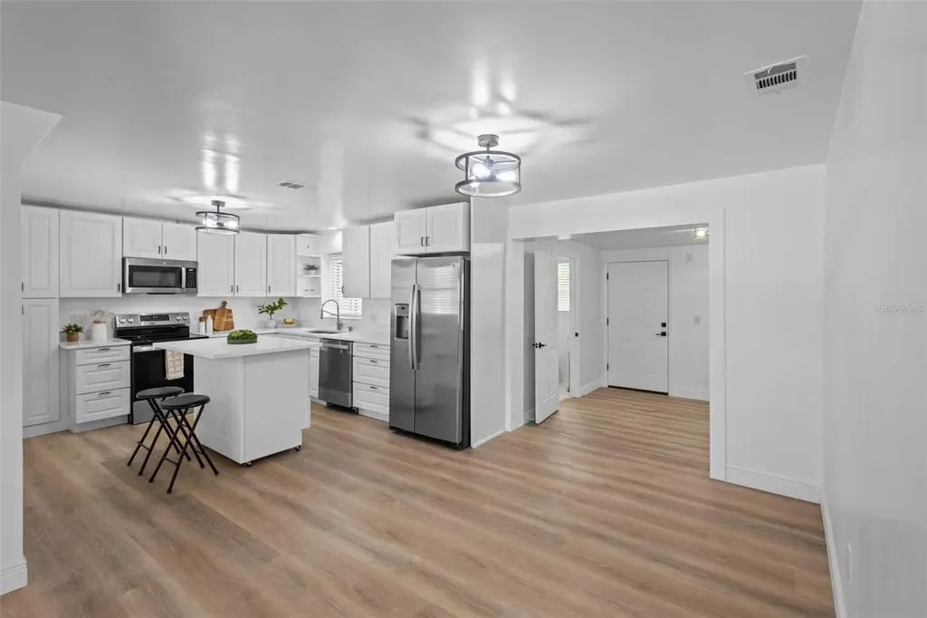 1781 Apache Trail Clearwater FL 33755