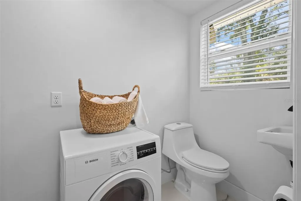 1781 Apache Trail Clearwater FL 33755
