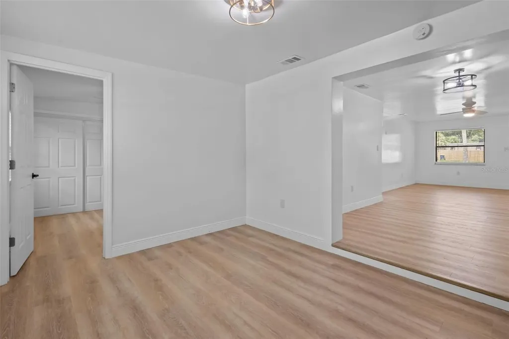 1781 Apache Trail Clearwater FL 33755