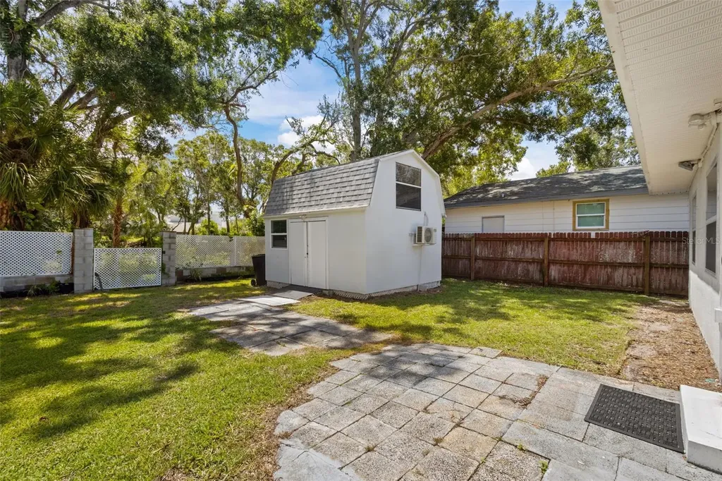 1781 Apache Trail Clearwater FL 33755