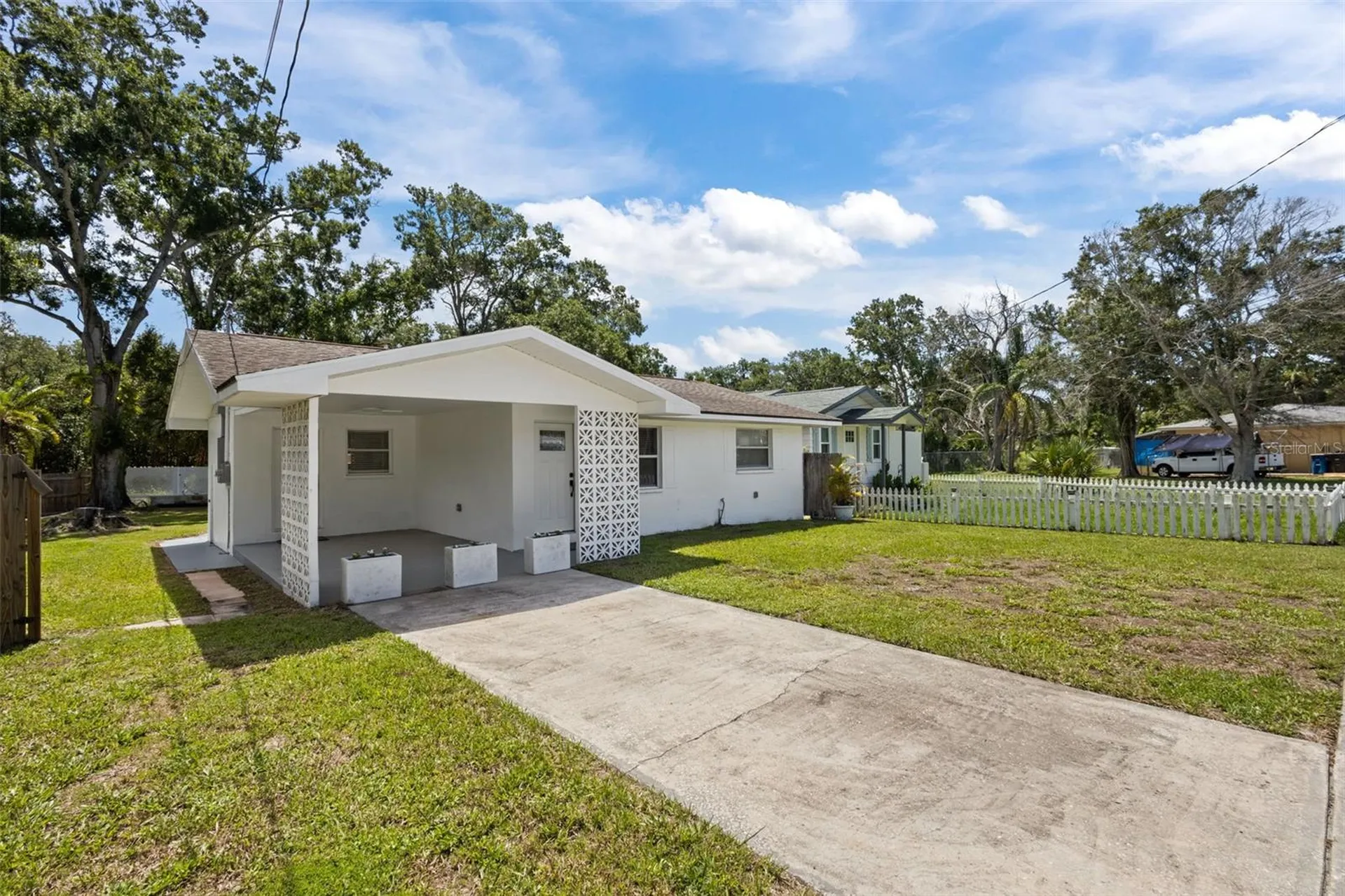 1781 Apache Trail Clearwater FL 33755