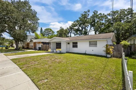 1781 Apache Trail Clearwater FL 33755