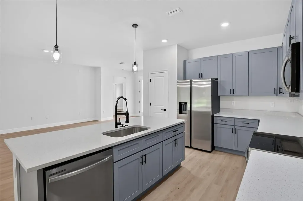 54 Douglas Street Homosassa FL 34446