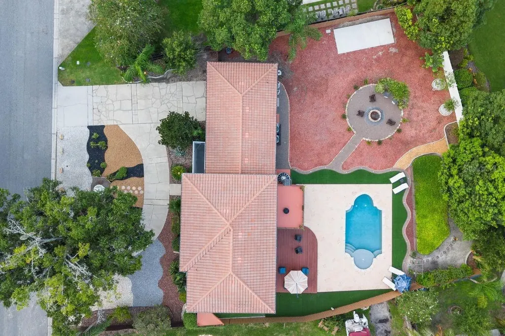 403 Weeburn Road Temple Terrace FL 33617