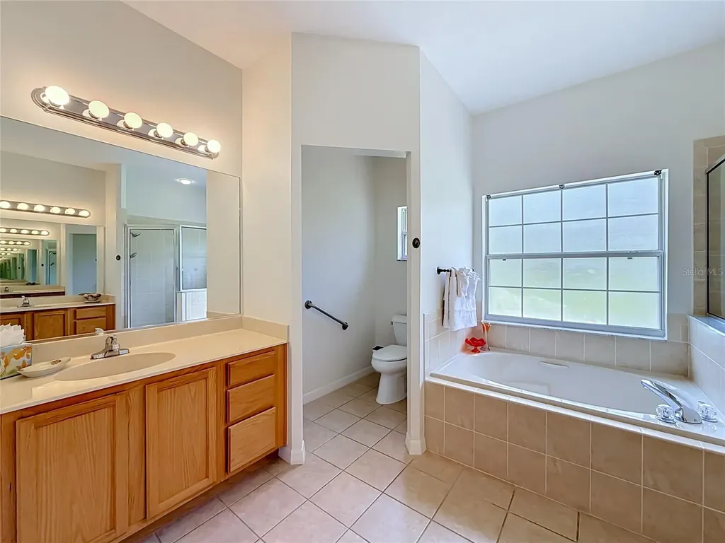 24100 Peekskill Street Leesburg FL 34748