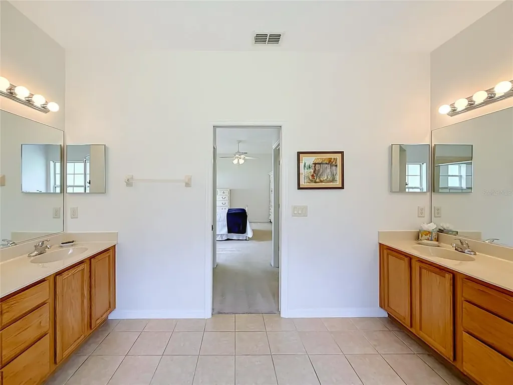 24100 Peekskill Street Leesburg FL 34748