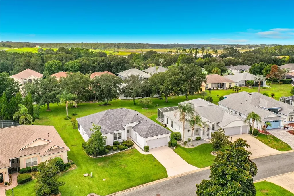 24100 Peekskill Street Leesburg FL 34748