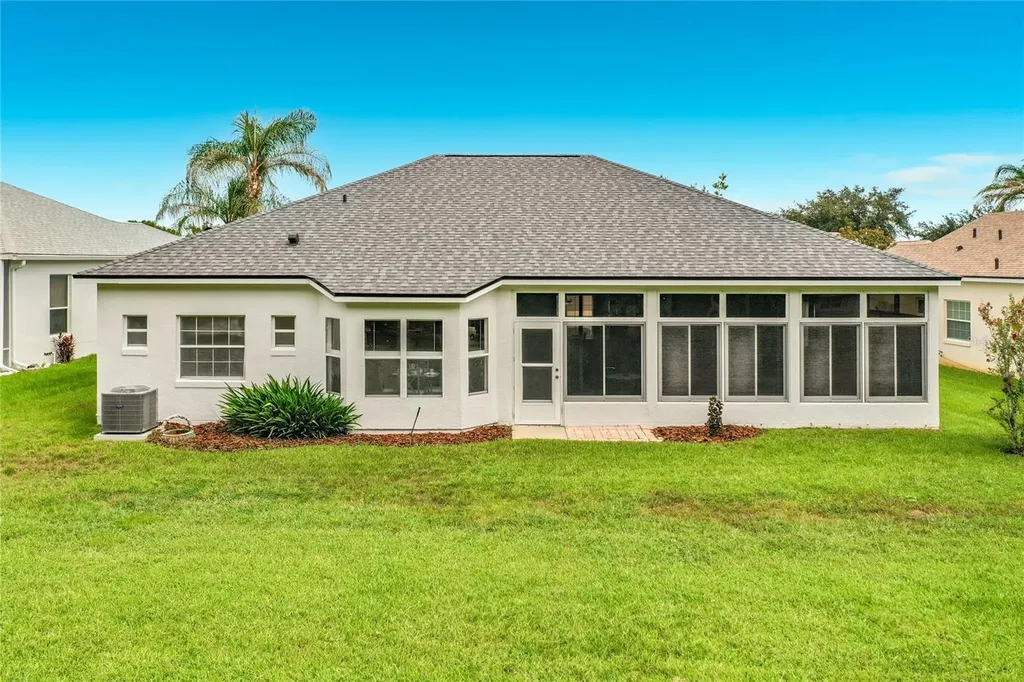 24100 Peekskill Street Leesburg FL 34748