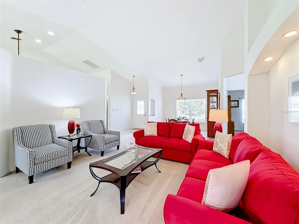 24100 Peekskill Street Leesburg FL 34748