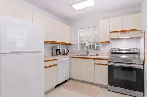 500 Santa Cruz Place NE St Petersburg FL 33703