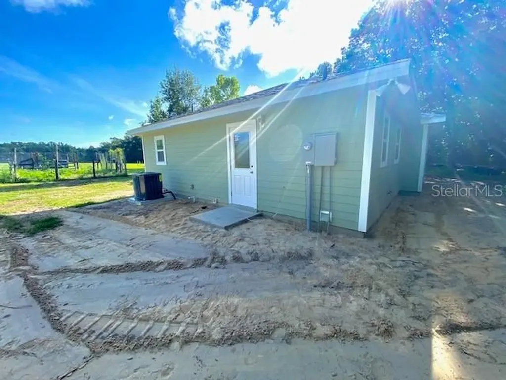 8555 NW 210th Street Micanopy FL 32667