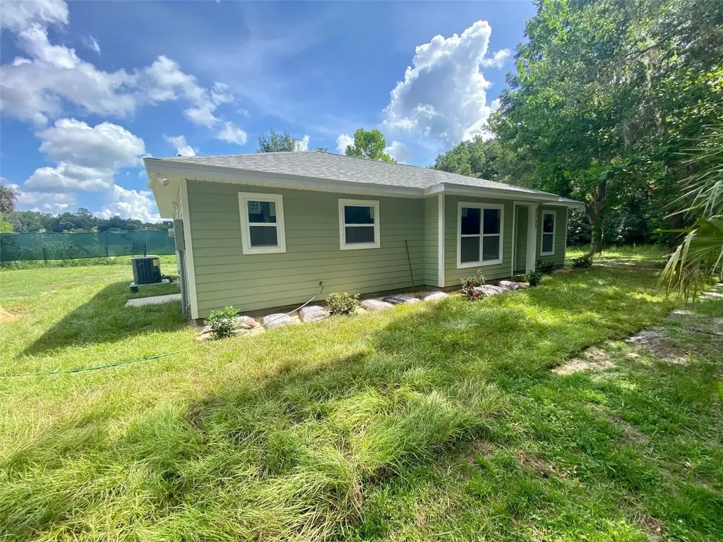 8555 NW 210th Street Micanopy FL 32667