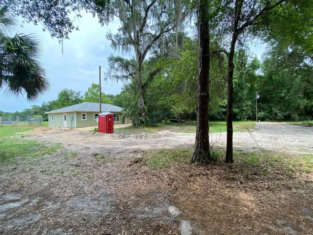 8555 NW 210th Street Micanopy FL 32667