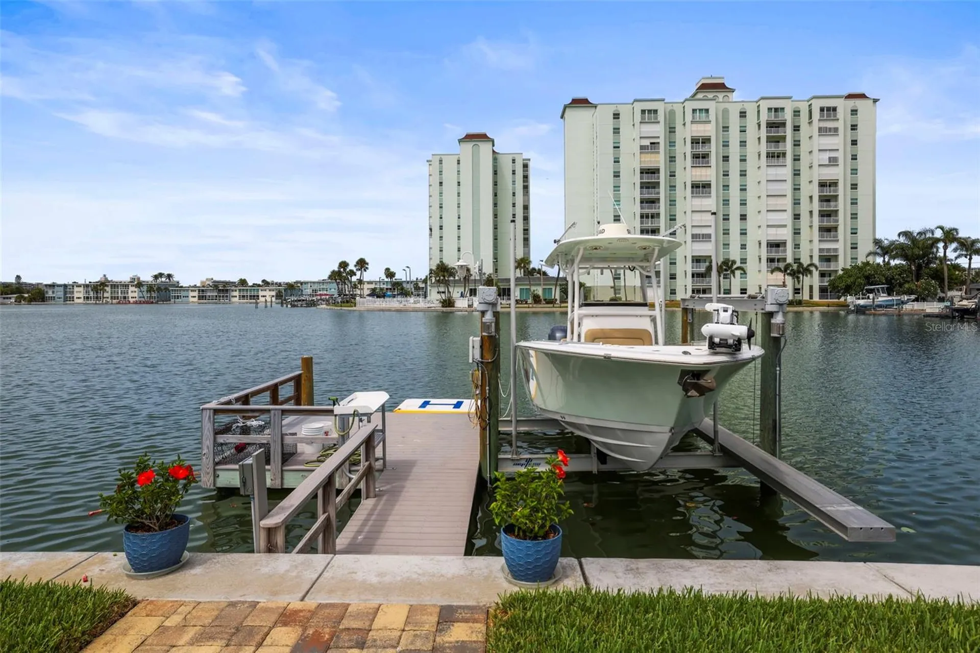 6360 2nd Palm Point St Petersburg FL 33706