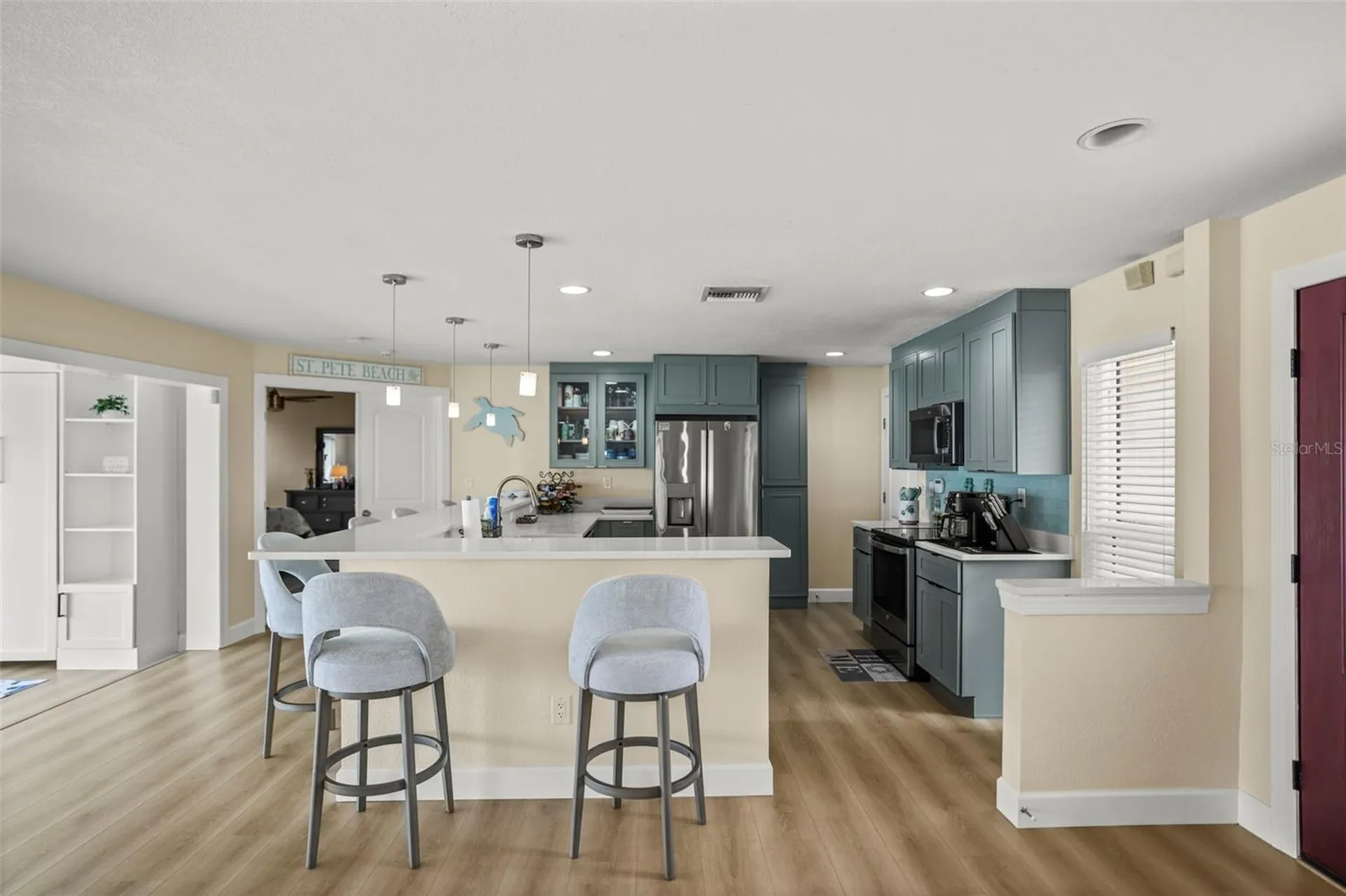 6360 2nd Palm Point St Petersburg FL 33706