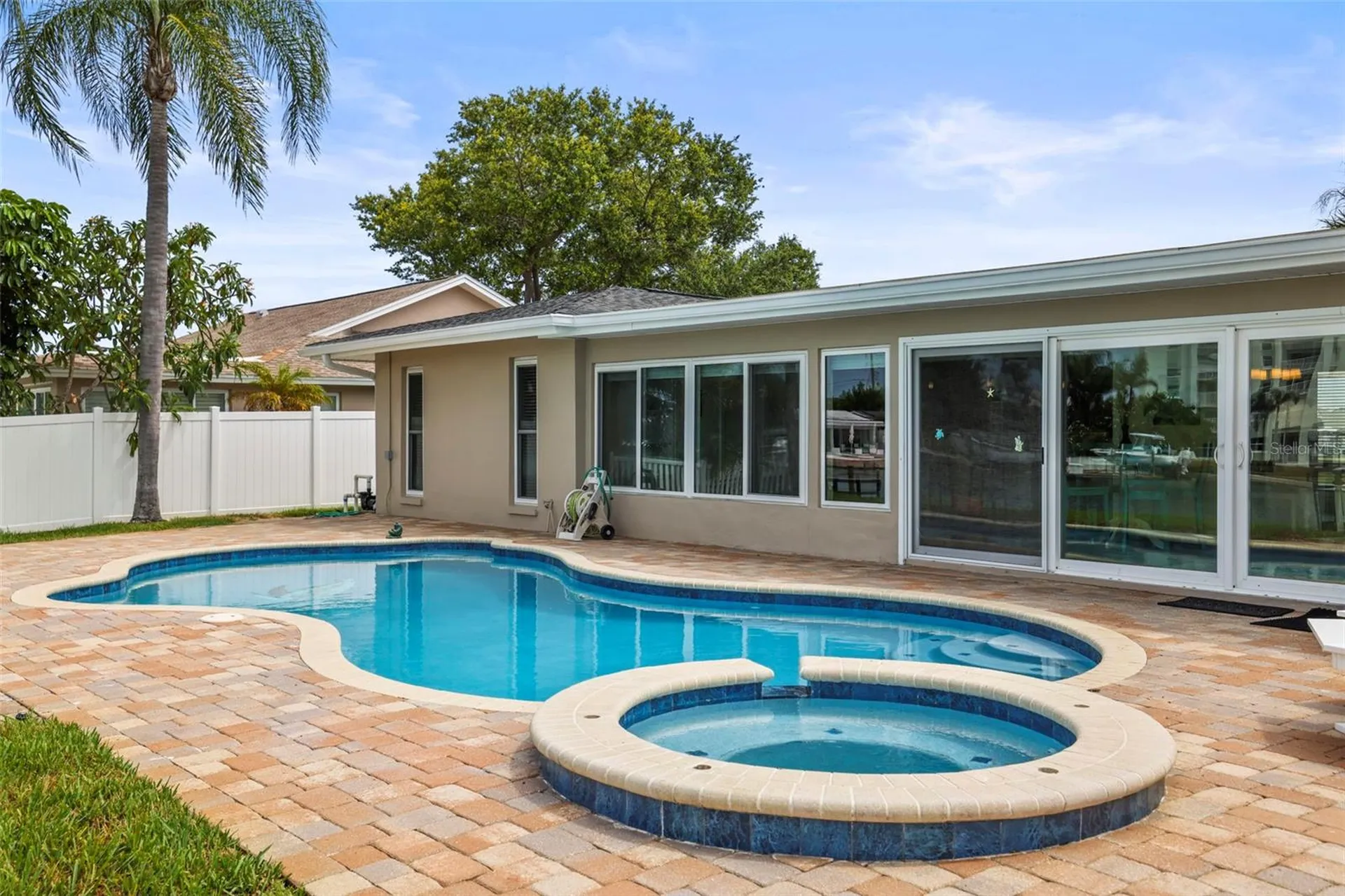 6360 2nd Palm Point St Petersburg FL 33706