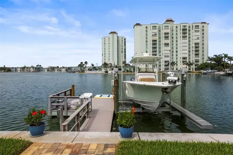 6360 2nd Palm Point St Petersburg FL 33706